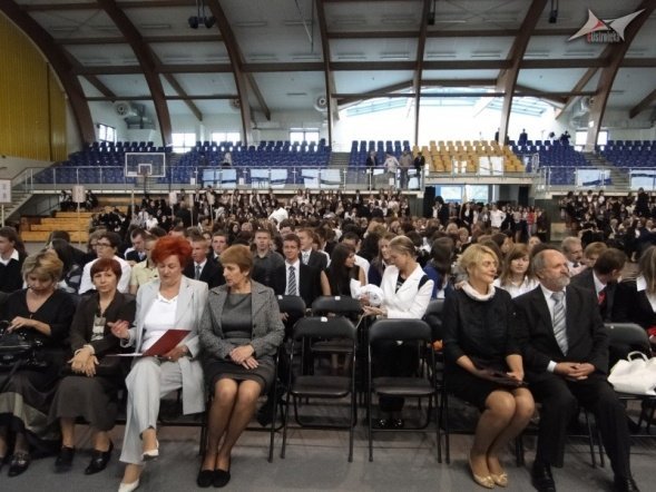 Rozpoczęcie roku szkolnego (01.09.2010) - zdjęcie #53 - eOstroleka.pl
