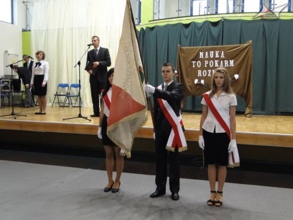 Rozpoczęcie roku szkolnego (01.09.2010) - zdjęcie #47 - eOstroleka.pl