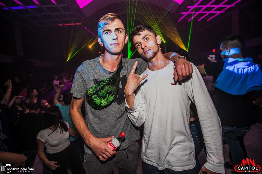 Weekendowe imprezy w Clubie Capitol Sypniewo: Kartky i Single Party [14.09.2019] - zdjęcie #3 - eOstroleka.pl