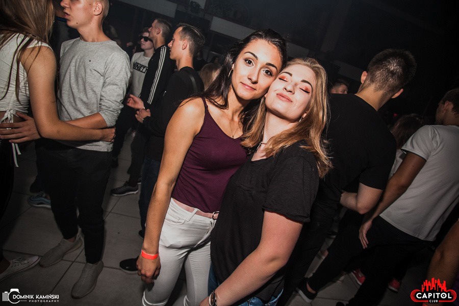 Weekendowe imprezy w Clubie Capitol Sypniewo: Kartky i Single Party [14.09.2019] - zdjęcie #5 - eOstroleka.pl