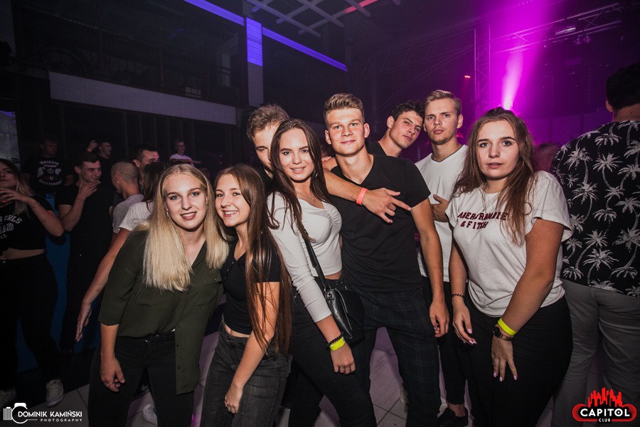 Weekendowe imprezy w Clubie Capitol Sypniewo: Kartky i Single Party [14.09.2019] - zdjęcie #12 - eOstroleka.pl