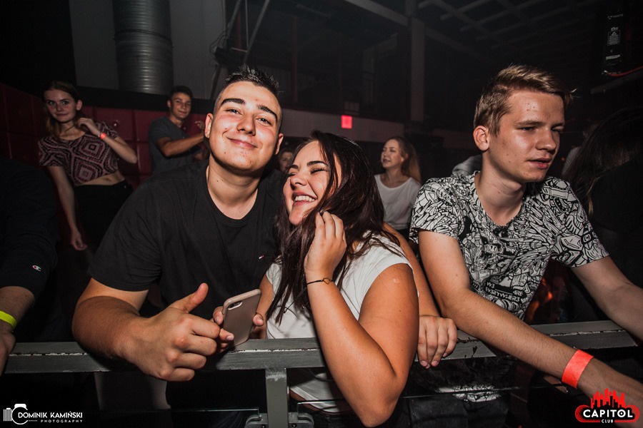 Weekendowe imprezy w Clubie Capitol Sypniewo: Kartky i Single Party [14.09.2019] - zdjęcie #36 - eOstroleka.pl
