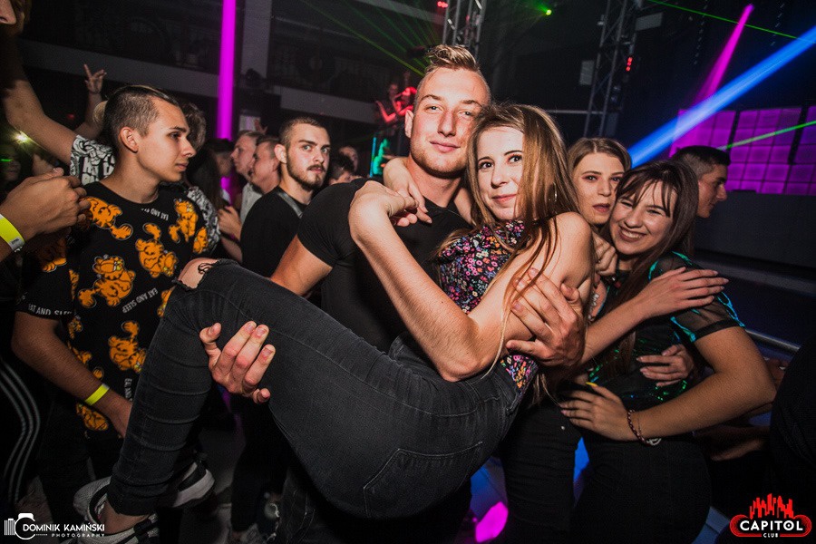 Weekendowe imprezy w Clubie Capitol Sypniewo: Kartky i Single Party [14.09.2019] - zdjęcie #44 - eOstroleka.pl