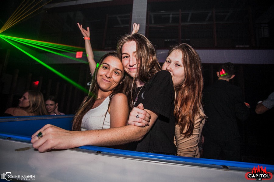 Weekendowe imprezy w Clubie Capitol Sypniewo: Kartky i Single Party [14.09.2019] - zdjęcie #53 - eOstroleka.pl