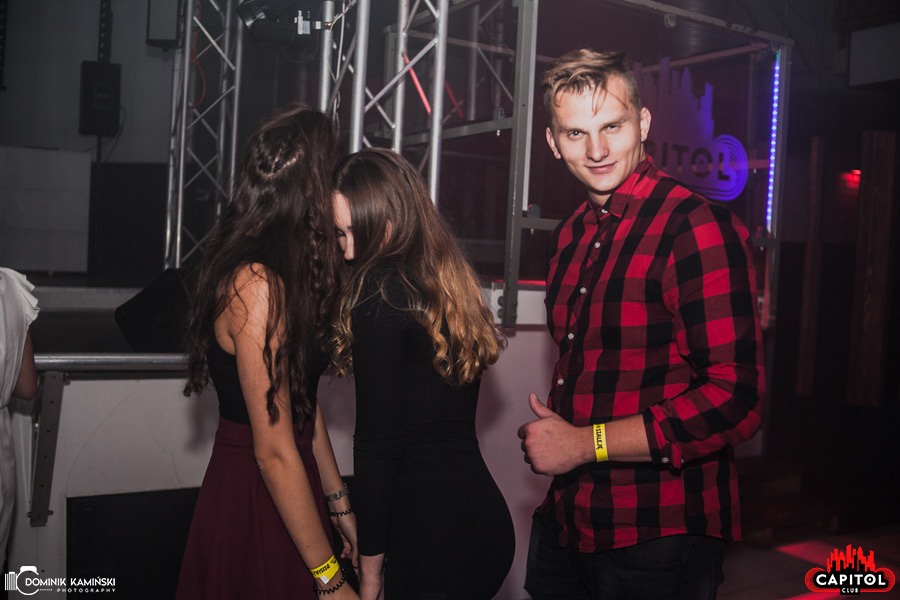 Weekendowe imprezy w Clubie Capitol Sypniewo: Kartky i Single Party [14.09.2019] - zdjęcie #55 - eOstroleka.pl