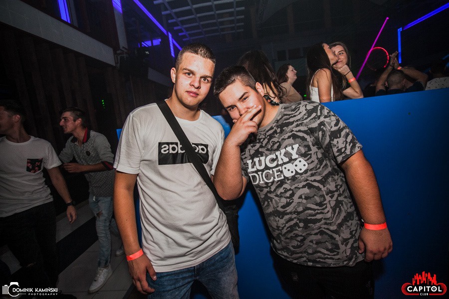 Weekendowe imprezy w Clubie Capitol Sypniewo: Kartky i Single Party [14.09.2019] - zdjęcie #62 - eOstroleka.pl