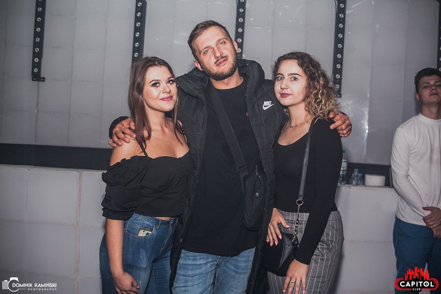Weekendowe imprezy w Clubie Capitol Sypniewo: Kartky i Single Party [14.09.2019] - zdjęcie #71 - eOstroleka.pl