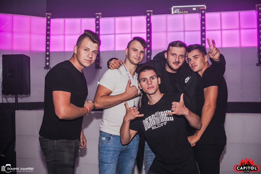 Weekendowe imprezy w Clubie Capitol Sypniewo: Kartky i Single Party [14.09.2019] - zdjęcie #81 - eOstroleka.pl