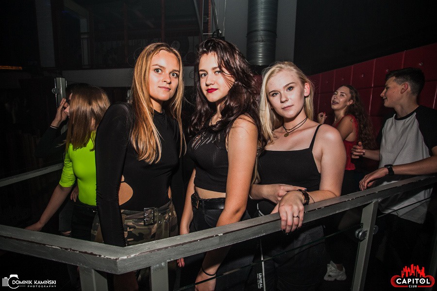 Weekendowe imprezy w Clubie Capitol Sypniewo: Kartky i Single Party [14.09.2019] - zdjęcie #82 - eOstroleka.pl