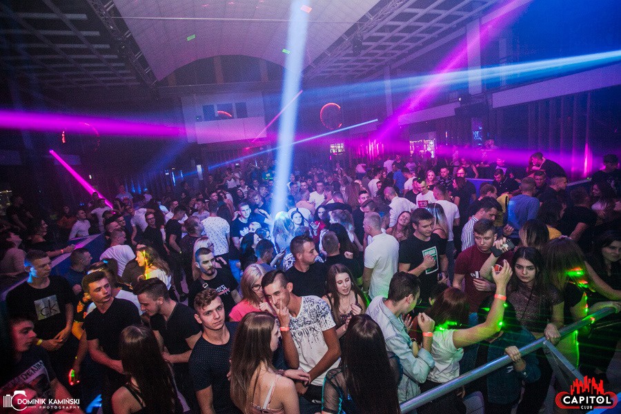 Weekendowe imprezy w Clubie Capitol Sypniewo: Kartky i Single Party [14.09.2019] - zdjęcie #94 - eOstroleka.pl