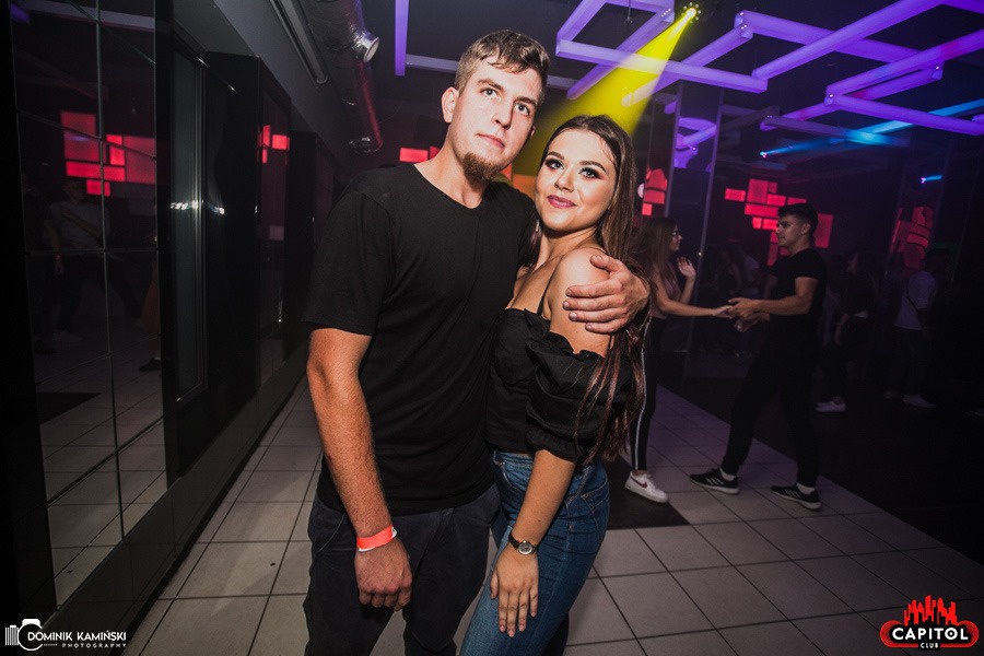 Weekendowe imprezy w Clubie Capitol Sypniewo: Kartky i Single Party [14.09.2019] - zdjęcie #56 - eOstroleka.pl