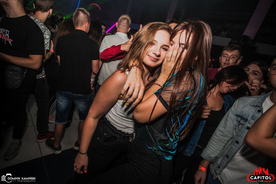 Weekendowe imprezy w Clubie Capitol Sypniewo: Kartky i Single Party [14.09.2019] - zdjęcie #37 - eOstroleka.pl