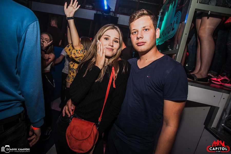 Weekendowe imprezy w Clubie Capitol Sypniewo: Kartky i Single Party [14.09.2019] - zdjęcie #32 - eOstroleka.pl