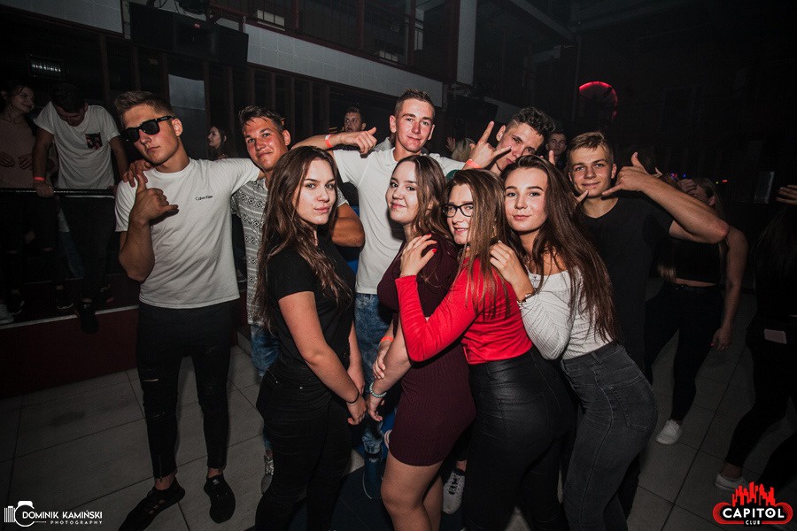 Weekendowe imprezy w Clubie Capitol Sypniewo: Kartky i Single Party [14.09.2019] - zdjęcie #14 - eOstroleka.pl