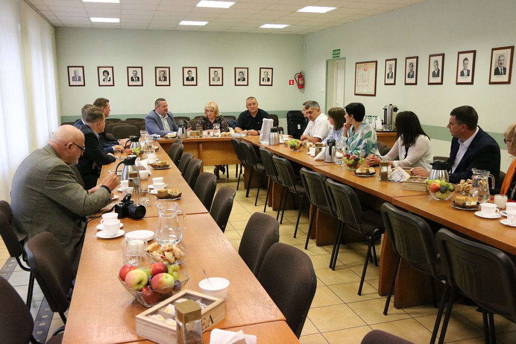 Delegacja z ukraińskiego miasta Pryłuki z wizytą w Ostrołęce [ZDJĘCIA] - zdjęcie #38 - eOstroleka.pl