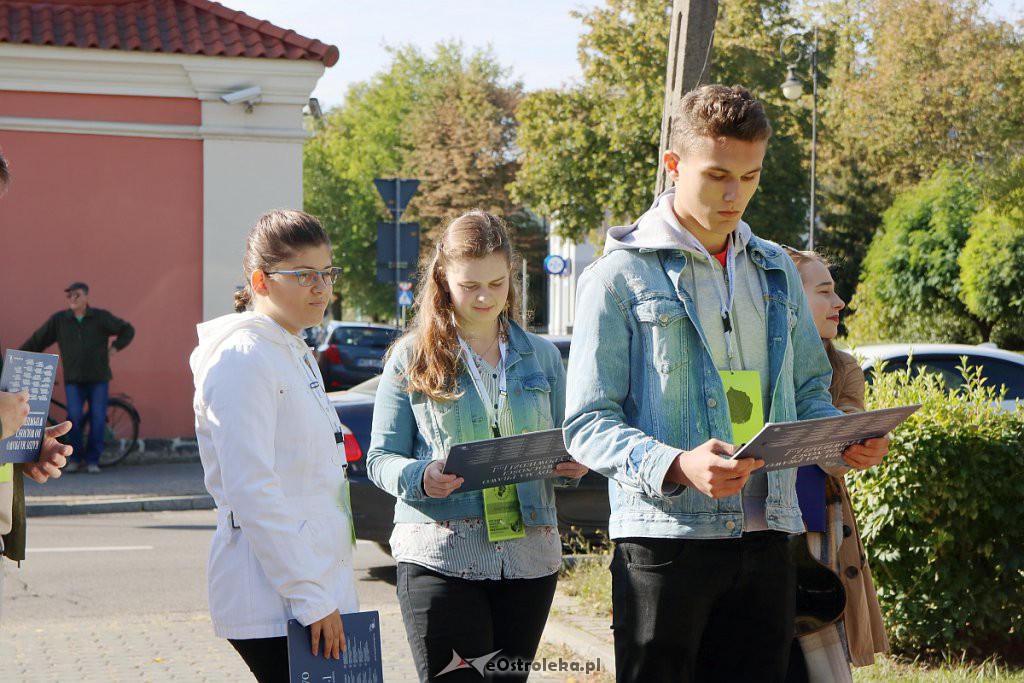 Młodzieżowy Strajk Klimatyczny w Ostrołęce [20.09.2019] - zdjęcie #9 - eOstroleka.pl