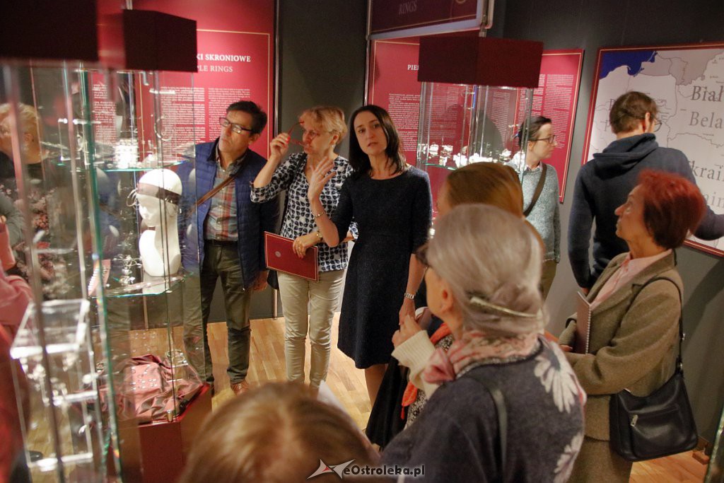 Nowa wystawa w Muzeum Kultury Kurpiowskiej oficjalnie otwarta [ZDJĘCIA] - zdjęcie #33 - eOstroleka.pl