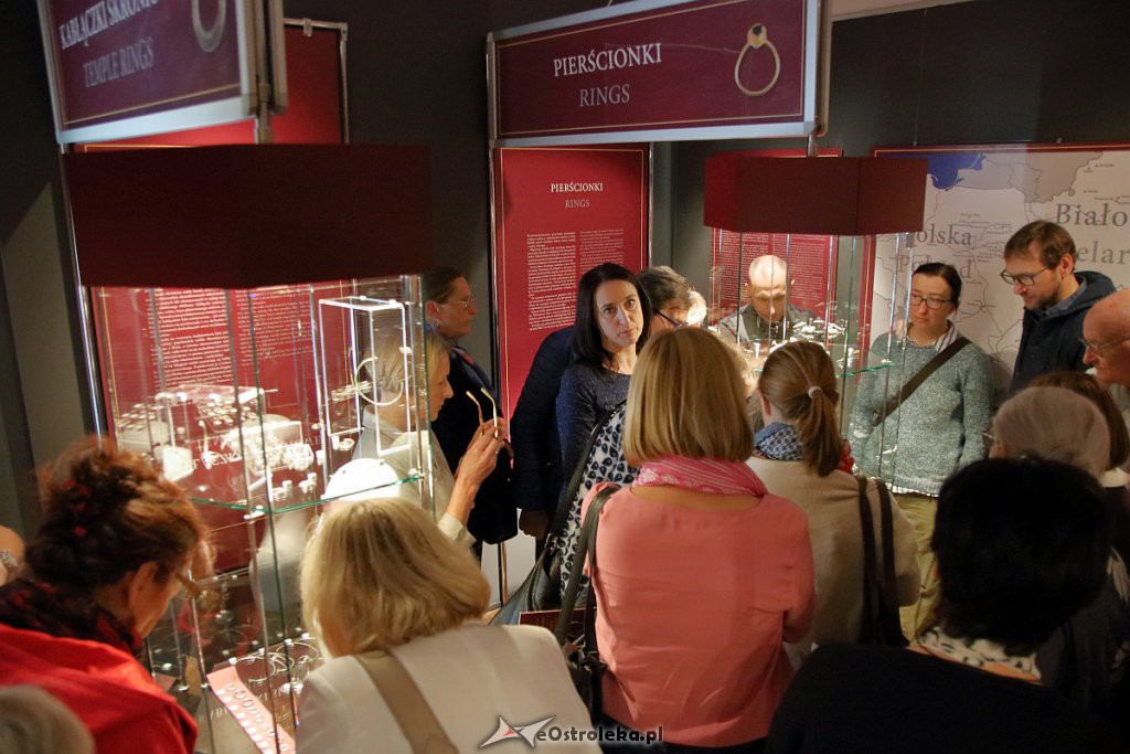 Nowa wystawa w Muzeum Kultury Kurpiowskiej oficjalnie otwarta [ZDJĘCIA] - zdjęcie #35 - eOstroleka.pl