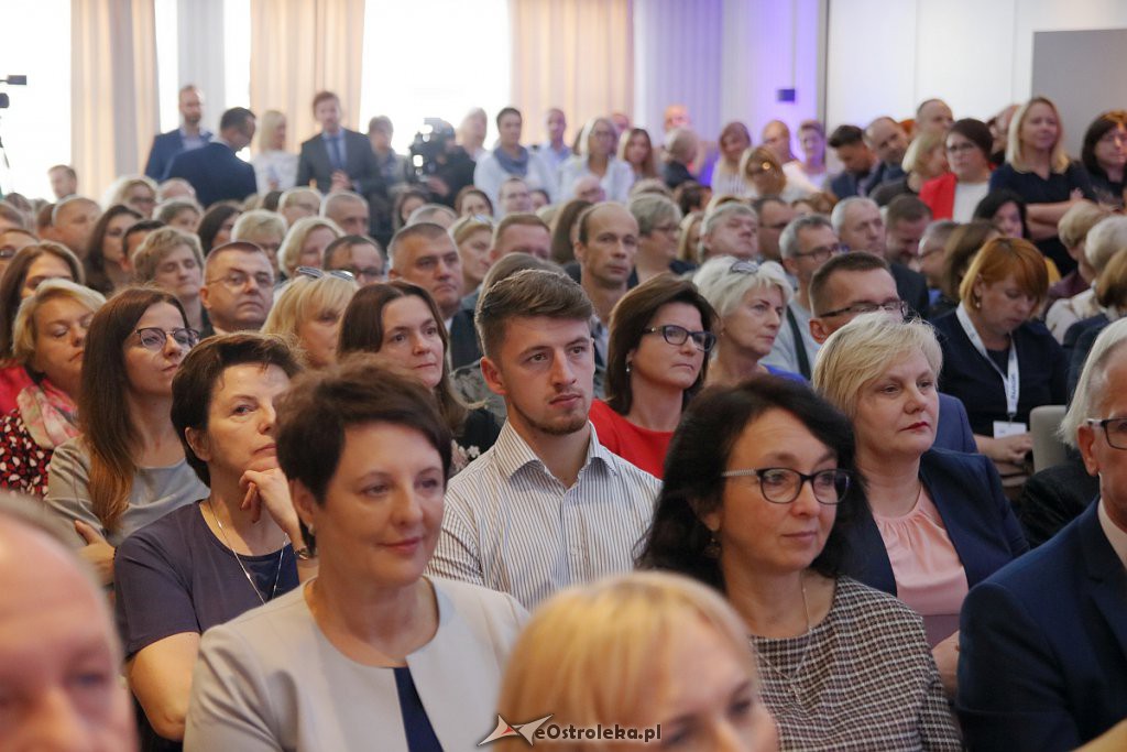Tomasz Wolny poprowadził w Ostrołęce konferencję [20.09.2019] - zdjęcie #12 - eOstroleka.pl