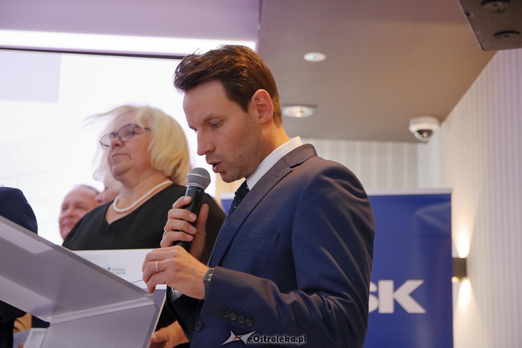 Tomasz Wolny poprowadził w Ostrołęce konferencję [20.09.2019] - zdjęcie #42 - eOstroleka.pl