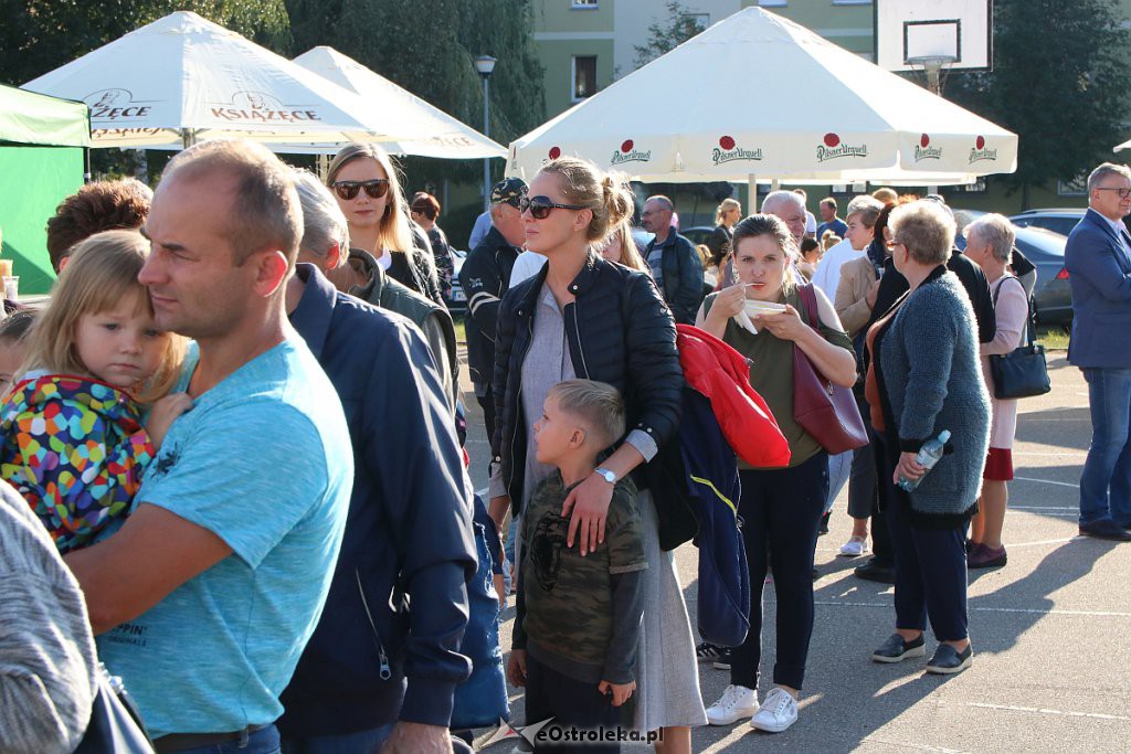 Festyn Pieczenie ziemniaka na osiedlu Centrum [22.09.2019] - zdjęcie #258 - eOstroleka.pl