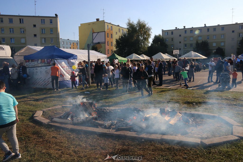 Festyn Pieczenie ziemniaka na osiedlu Centrum [22.09.2019] - zdjęcie #276 - eOstroleka.pl