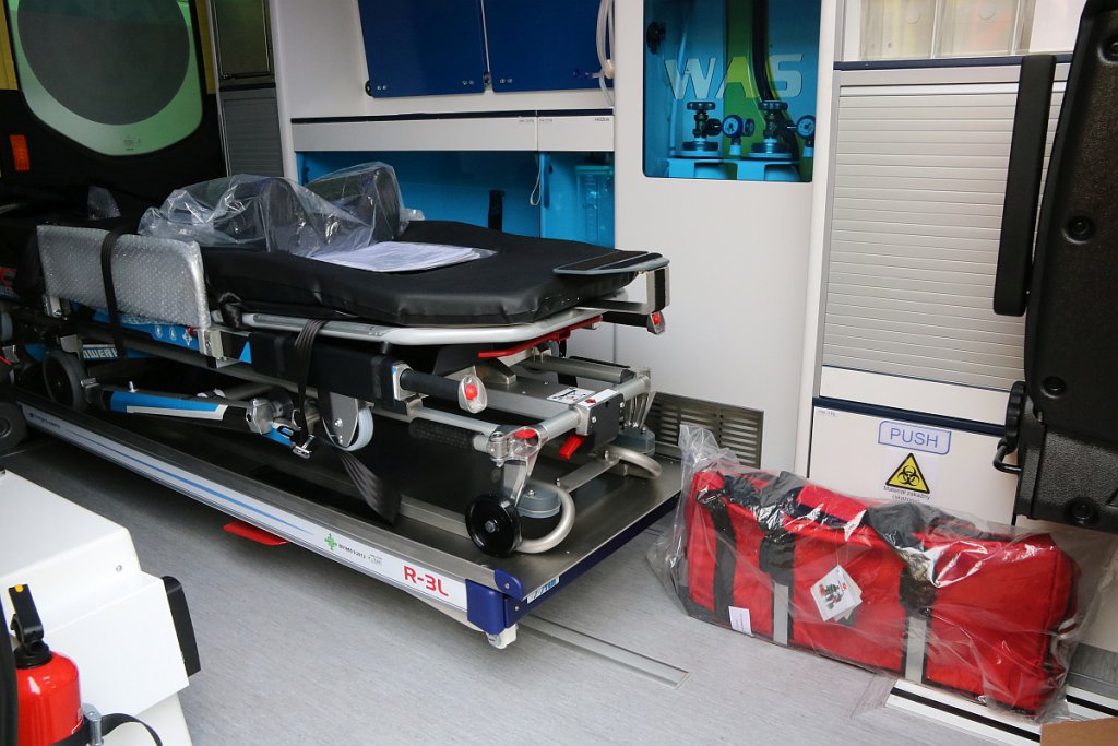 Cztery nowe karetki trafiły do ostrołęckiego Meditransu [23.09.2019] - zdjęcie #4 - eOstroleka.pl