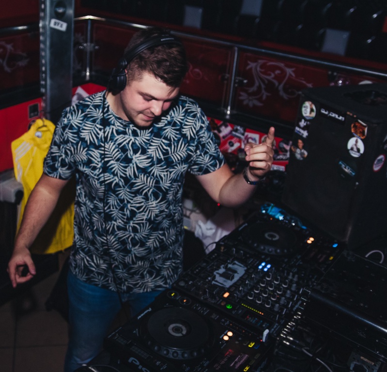 DJ Meeting Kordo & Silence w Clubie Ibiza Zalesie [21.09.2019] - zdjęcie #31 - eOstroleka.pl