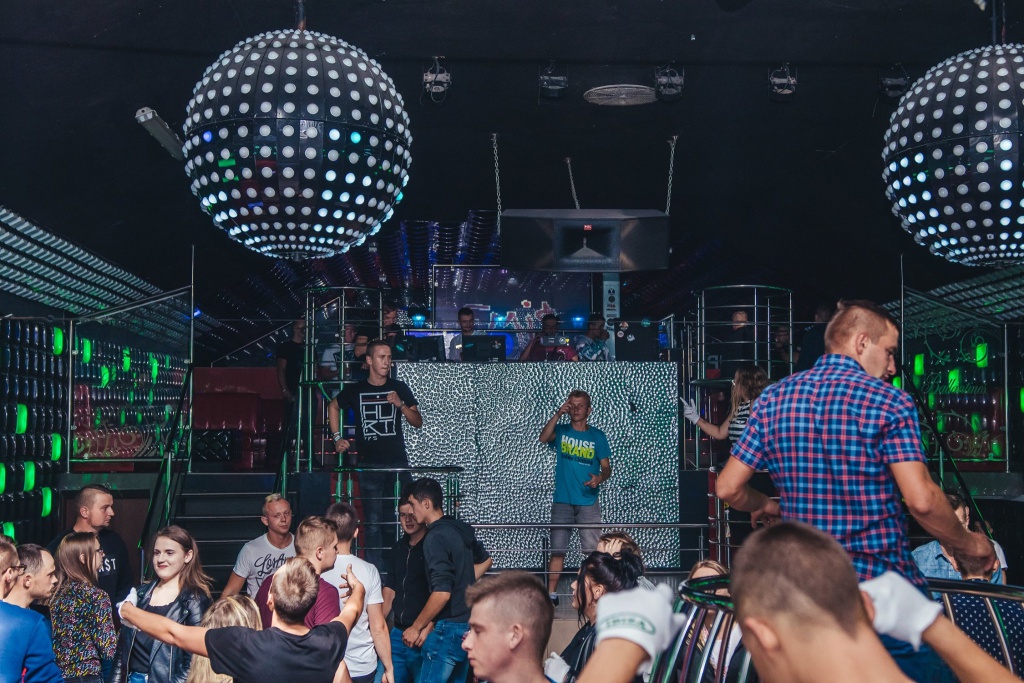 DJ Meeting Kordo & Silence w Clubie Ibiza Zalesie [21.09.2019] - zdjęcie #60 - eOstroleka.pl