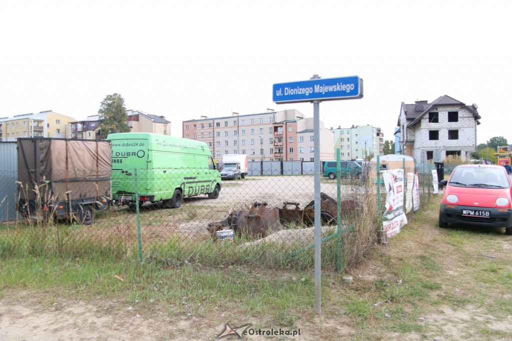Kolejne utrudnienia dla mieszkańców osiedla Centrum [ZDJĘCIA] - zdjęcie #3 - eOstroleka.pl