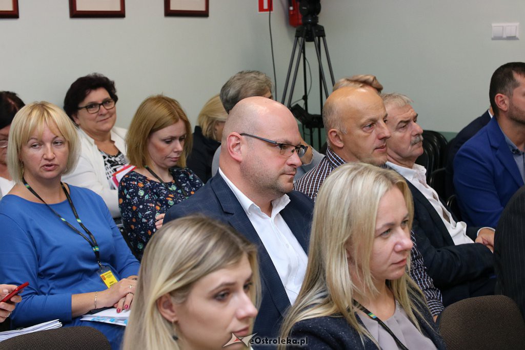 XVII sesja Rady Miasta Ostrołęki [26.09.2019] - zdjęcie #32 - eOstroleka.pl