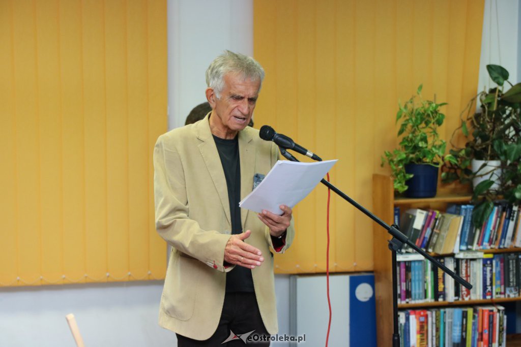 Jacek Fedorowicz o „Chamo Sapiens” w ostrołęckiej bibliotece [ZDJĘCIA] - zdjęcie #1 - eOstroleka.pl