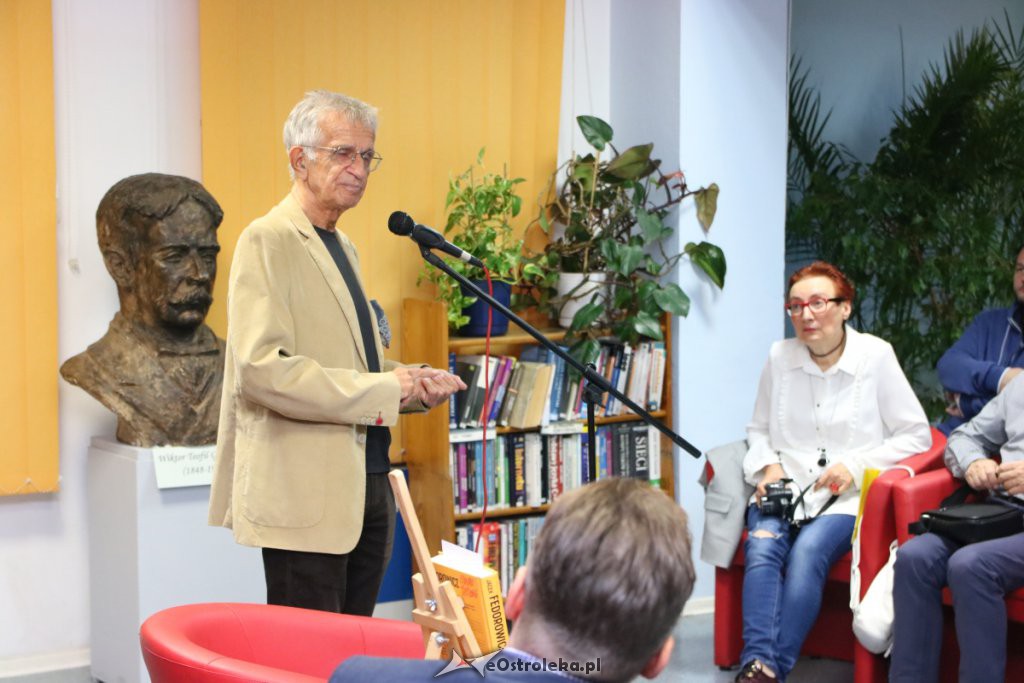 Jacek Fedorowicz o „Chamo Sapiens” w ostrołęckiej bibliotece [ZDJĘCIA] - zdjęcie #32 - eOstroleka.pl