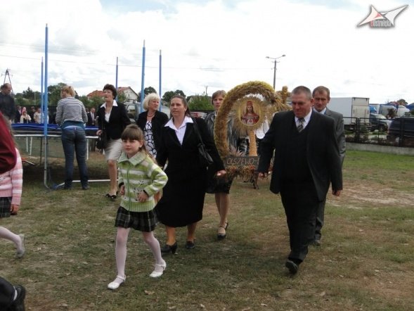 Dożynki w Olszewo-Borkach (05.09.2010) - zdjęcie #92 - eOstroleka.pl
