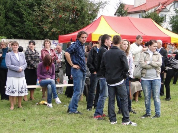 Dożynki w Olszewo-Borkach (05.09.2010) - zdjęcie #79 - eOstroleka.pl