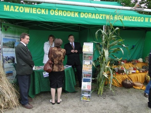 Dożynki w Olszewo-Borkach (05.09.2010) - zdjęcie #71 - eOstroleka.pl