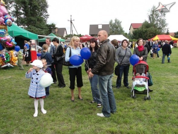 Dożynki w Olszewo-Borkach (05.09.2010) - zdjęcie #68 - eOstroleka.pl