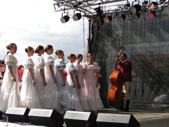 Dożynki w Olszewo-Borkach (05.09.2010) - zdjęcie #56 - eOstroleka.pl