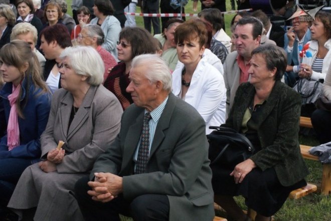 Dożynki w Olszewo-Borkach (05.09.2010) - zdjęcie #43 - eOstroleka.pl
