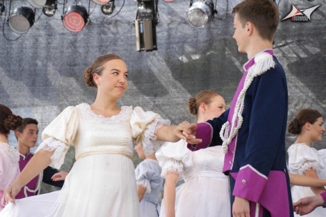 Dożynki w Olszewo-Borkach (05.09.2010) - zdjęcie #8 - eOstroleka.pl