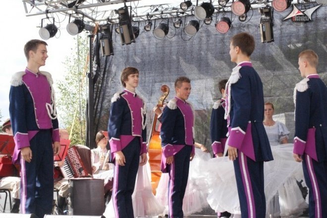 Dożynki w Olszewo-Borkach (05.09.2010) - zdjęcie #5 - eOstroleka.pl