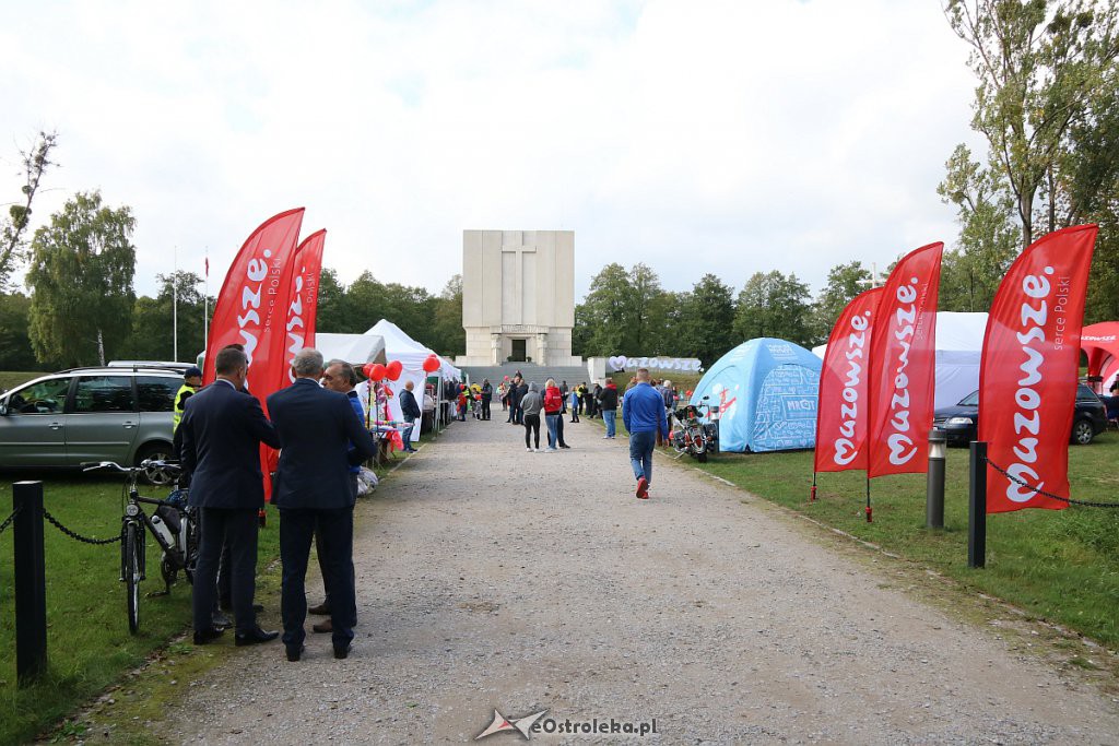 Piknik „Serdeczne Mazowsze” na Fortach Bema w Ostrołęce [28.09.2019] - zdjęcie #101 - eOstroleka.pl