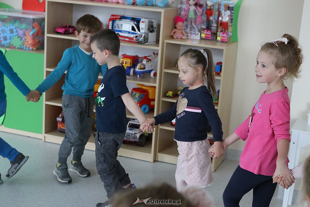 Otwarcie Akademii Maluchów przy ul. Hubalczyków [01.10.2019] - zdjęcie #10 - eOstroleka.pl
