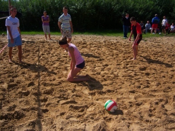 Turniej plażowej piłki siatkowej (04.09.2010) - zdjęcie #47 - eOstroleka.pl