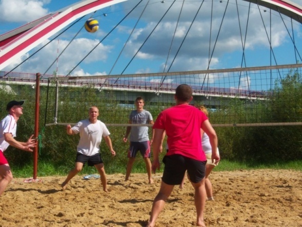 Turniej plażowej piłki siatkowej (04.09.2010) - zdjęcie #32 - eOstroleka.pl