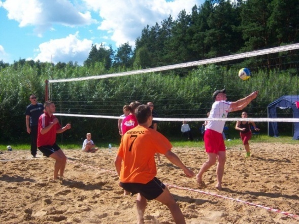 Turniej plażowej piłki siatkowej (04.09.2010) - zdjęcie #26 - eOstroleka.pl