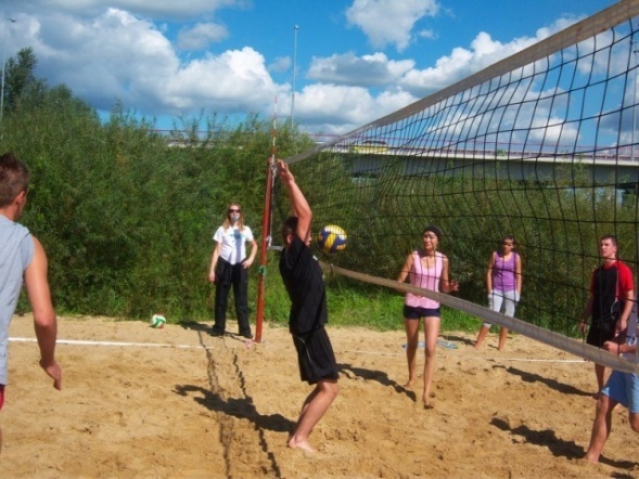 Turniej plażowej piłki siatkowej (04.09.2010) - zdjęcie #22 - eOstroleka.pl