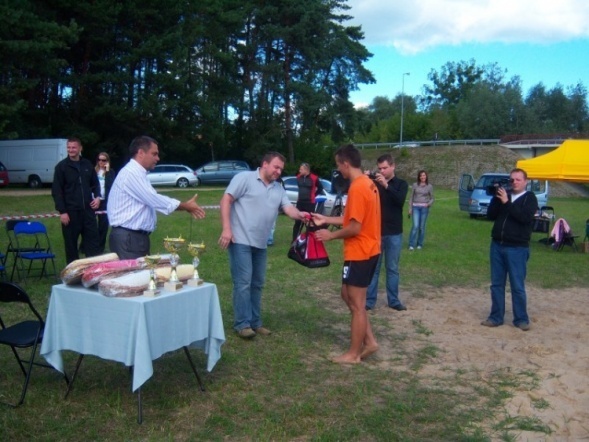Turniej plażowej piłki siatkowej (04.09.2010) - zdjęcie #13 - eOstroleka.pl