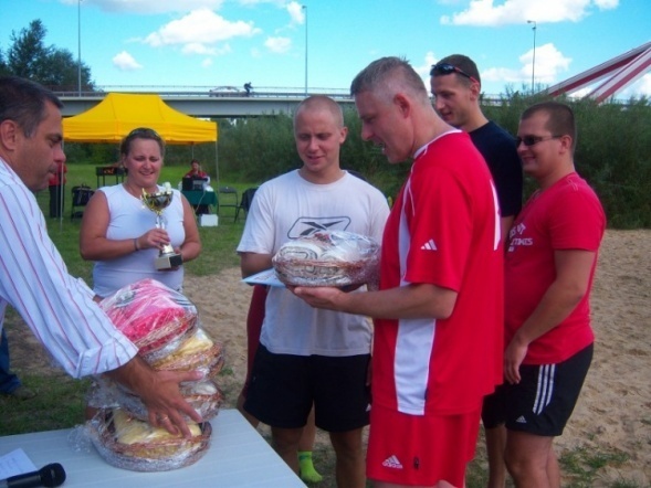 Turniej plażowej piłki siatkowej (04.09.2010) - zdjęcie #4 - eOstroleka.pl