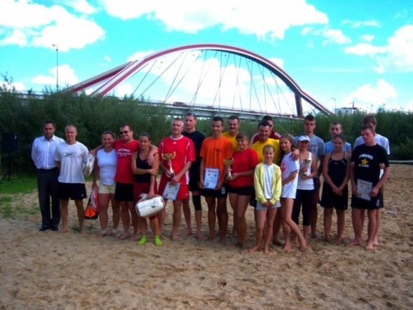 Turniej plażowej piłki siatkowej (04.09.2010) - zdjęcie #1 - eOstroleka.pl